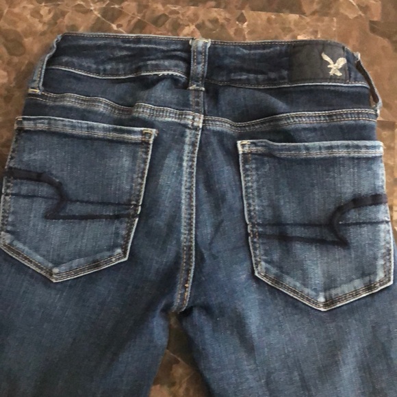 Girls American Eagle skinny jeans. Size size 0. - Picture 4 of 4